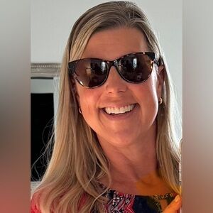 Costa Women’s Catherine Sunglasses